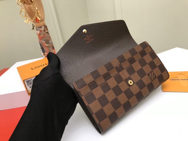 Louis Vuitton Envelope-Style Wallet - Image 4