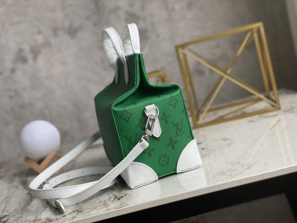 Louis Vuitton Virgil Abloh Litter Handbag - Green - Image 5