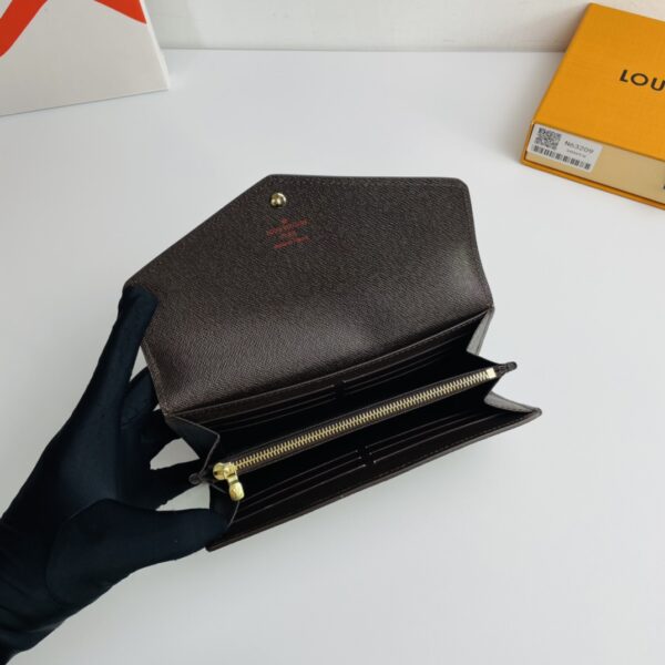 Louis Vuitton Damier Azur Sarah Envelope Wallet - Image 2