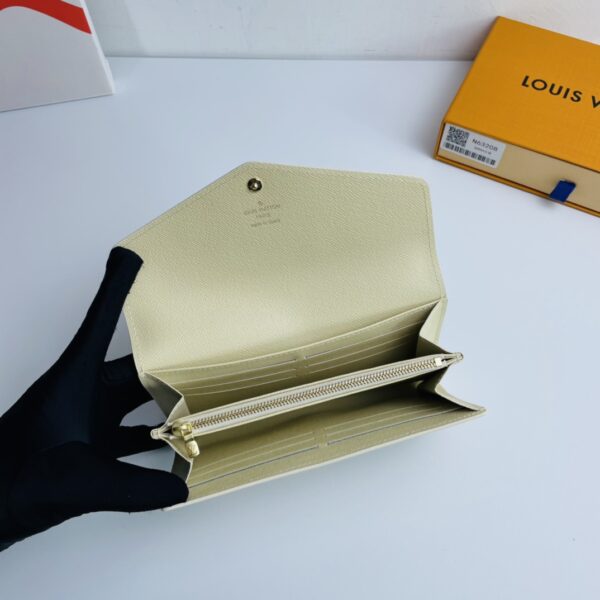 Louis Vuitton Damier Azur Sarah Wallet - Image 2