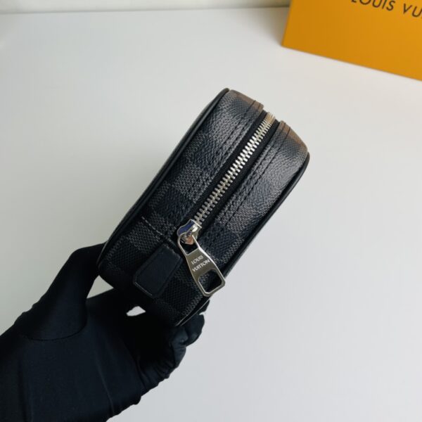 Louis Vuitton Damier Graphite Practical Toiletry Bag - Image 4
