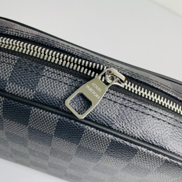 Louis Vuitton Damier Graphite Practical Toiletry Bag - Image 5