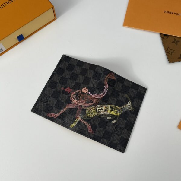 Louis Vuitton Damier Graphite Passport Cover - Image 3