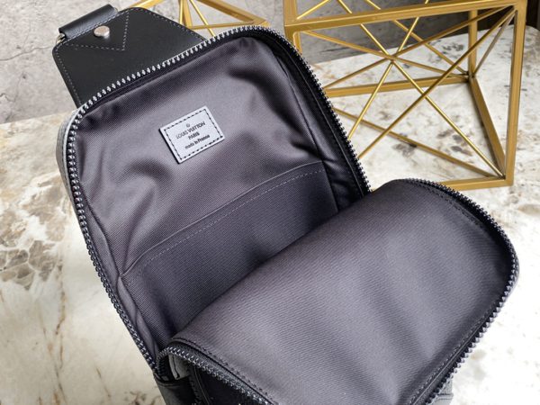 Louis Vuitton Sports Style Avenue Shoulder Bag - Black - Image 3