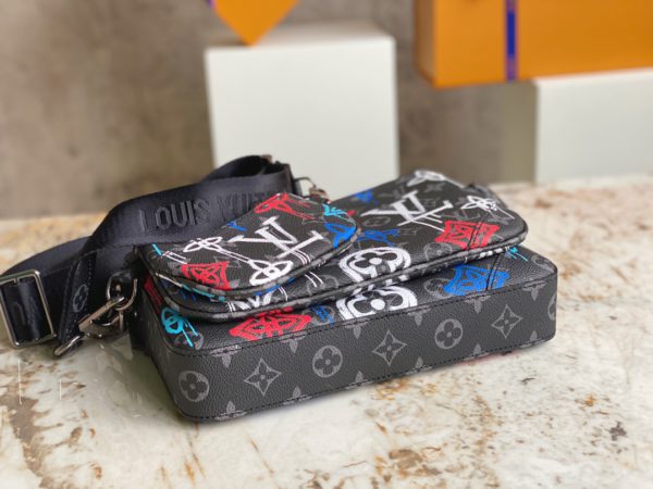 Louis Vuitton Trio Printed Men's Small Messenger Handbag - Image 4