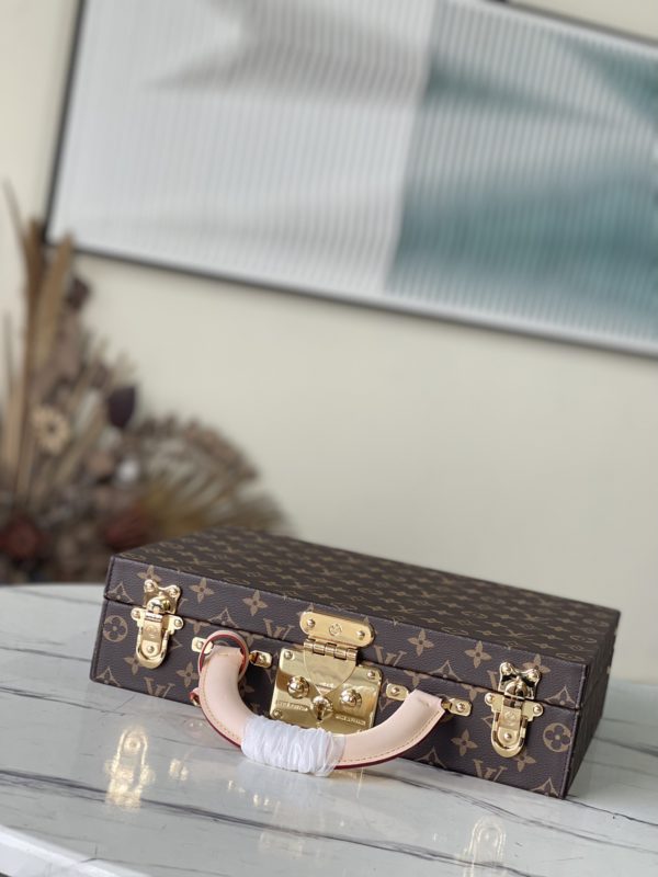 Louis Vuitton Monogram Jewelry Case - Beige - Image 4