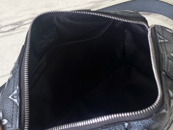 Louis Vuitton City Keepall Handbag - Blue - Image 4