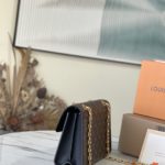 Louis Vuitton Victoire Monogram Canvas Calf Leather Bag - Image 2