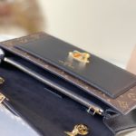 Louis Vuitton Victoire Monogram Canvas Calf Leather Bag - Image 3