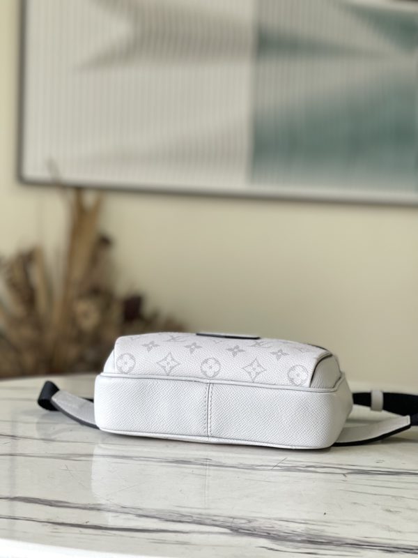 Outdoor Waist Bag Outdoor Waist Bag - White - Image 3