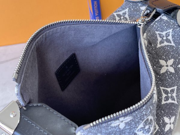 Louis Vuitton Side Trunk Handbag - Image 5