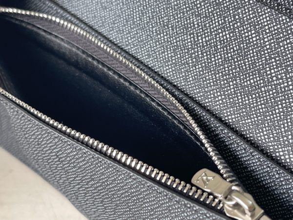 Louis Vuitton Green Suit Clip Wallet - Image 3