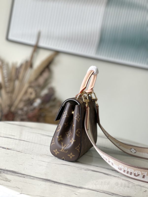 Louis Vuitton Cluny Handbag - Image 9