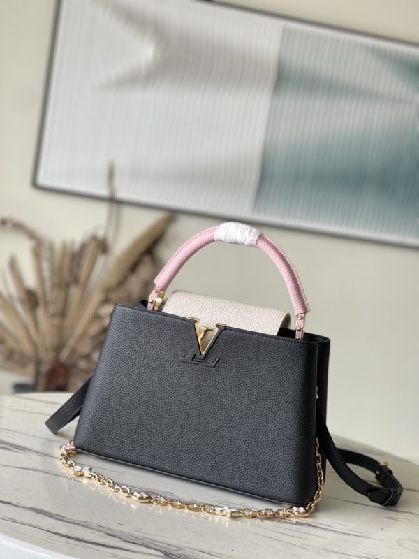 Louis Vuitton Capucines Medium Handbag
