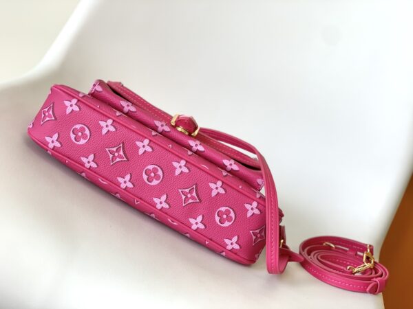 Louis Vuitton Buci Handbag - Pink - Image 2
