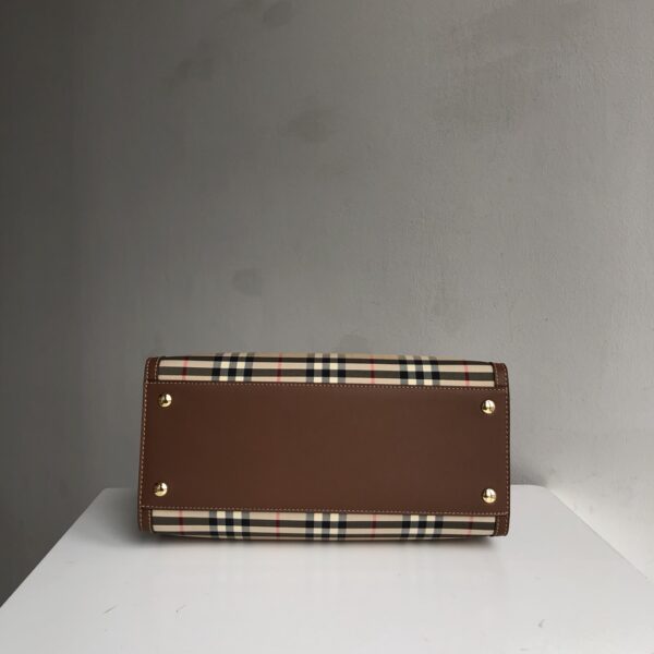 Burberry Vintage check double-Handle Taylor Handbag - Brown - Image 4