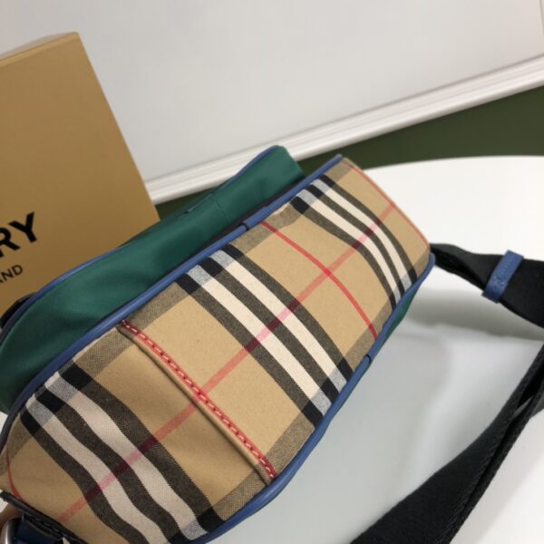 Burberry Vintage Retro Check Pattern Camera Bag - Image 3