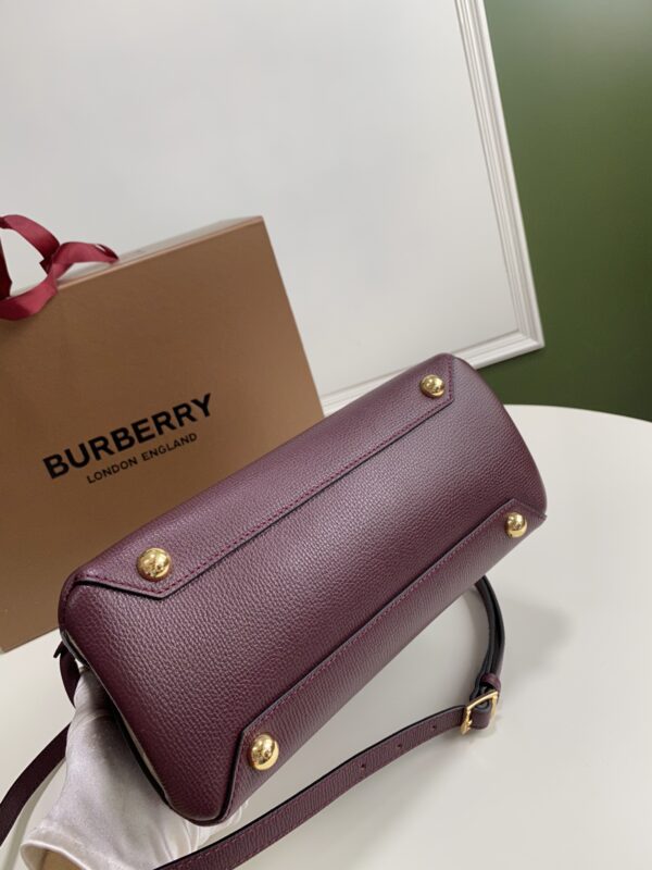 Burberry Banner Tote House Plaid Medium Handbag - Purple - Image 3