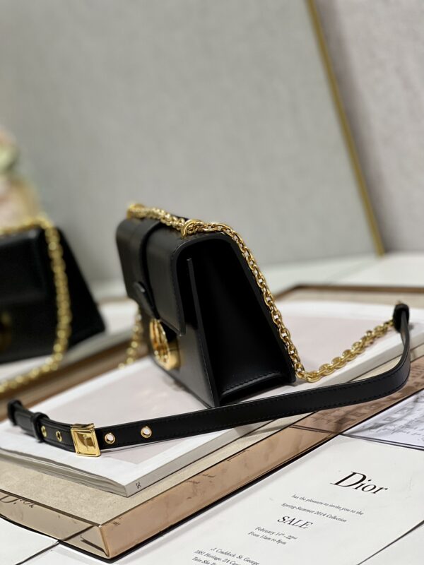 Dior 30 Montaigne East-West Chain Handbag - Black - Image 5