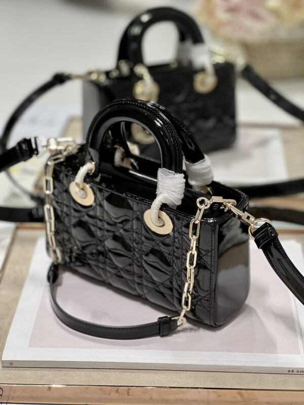 Dior Medium Horizontal Diana Bag - Black Gold Buckle - Image 5