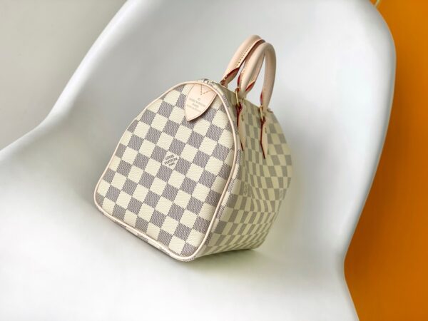 Louis Vuitton Speedy 35 Travel Handbag – White - Image 3