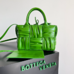 Bottega Veneta Cute Pleated Mini Tote Bag - Green