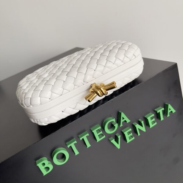 Bottega Veneta Knot Classic Dinner Clutch - White - Image 5