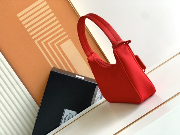 Prada Hobo Kendou's Shoulder Bags - Red - Image 4