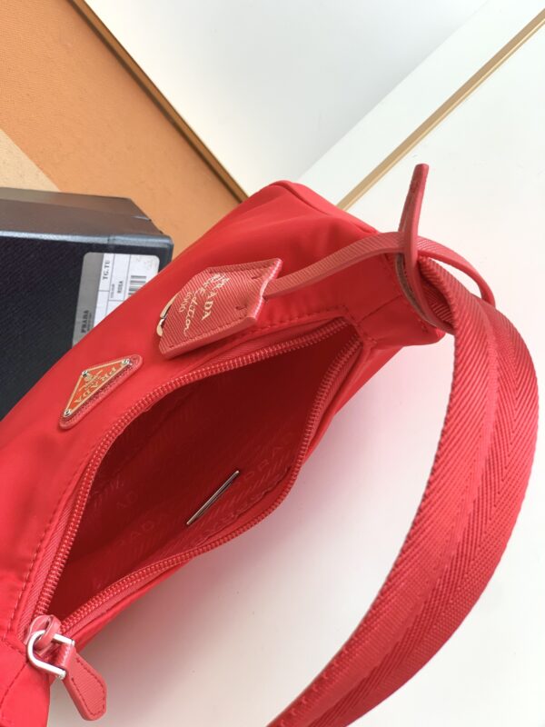 Prada Hobo Kendou's Shoulder Bags - Red - Image 2