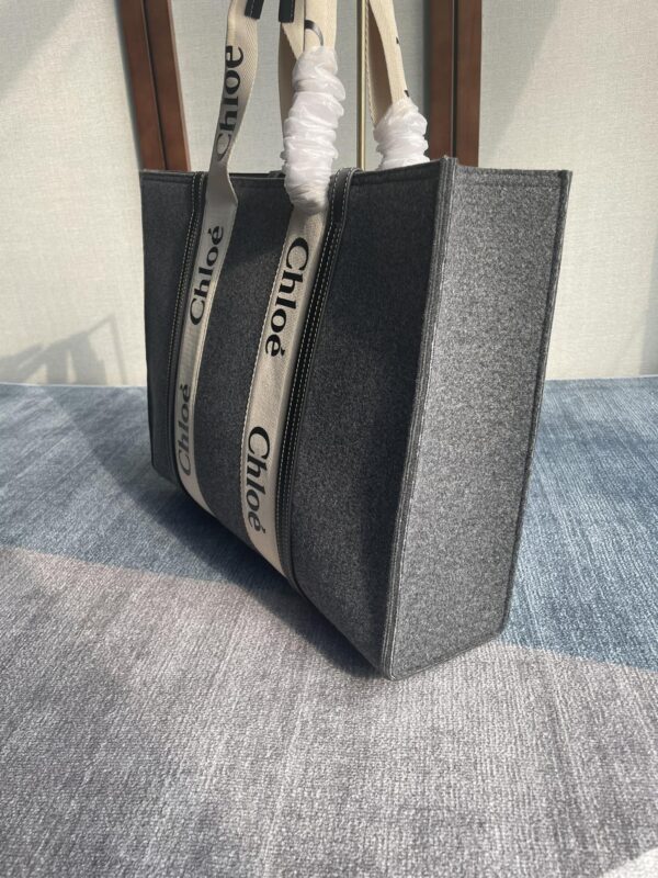 Chloe Woody Large Tote Bag - Gray - Image 4