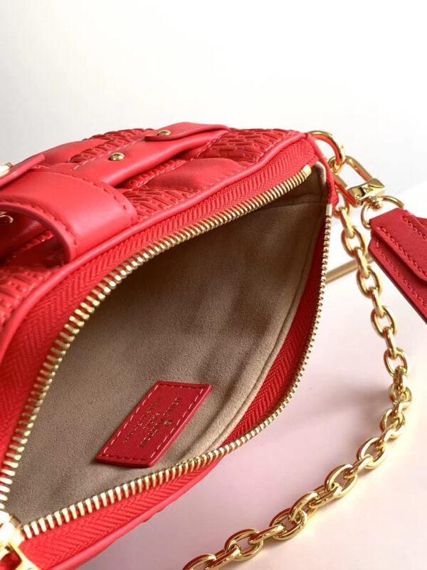 Louis Vuitton Pochette Troca Handbag - Red - Image 3