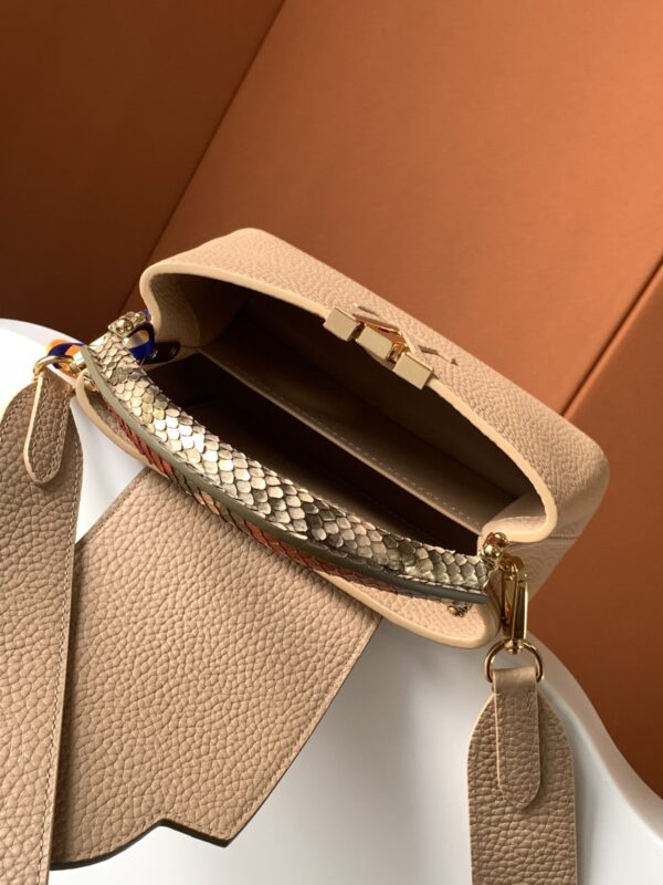 Louis Vuitton Ca Bucines BB Medium handbag - Beige - Image 5